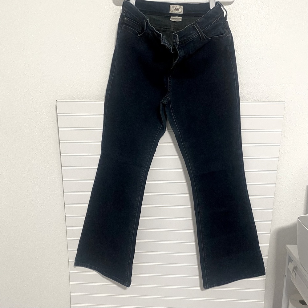 Levi’s Perfectly Slimming Women’s Boot Cut Jeans, Size 10 Medium, Dark Wash Blue